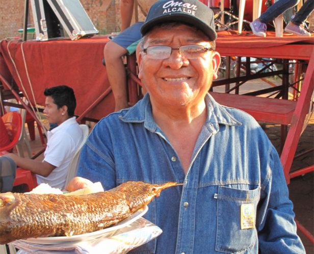 Feria del pescado en Riberalta promueve la articulación de pescadores y autoridades para el desarrollo del sector
